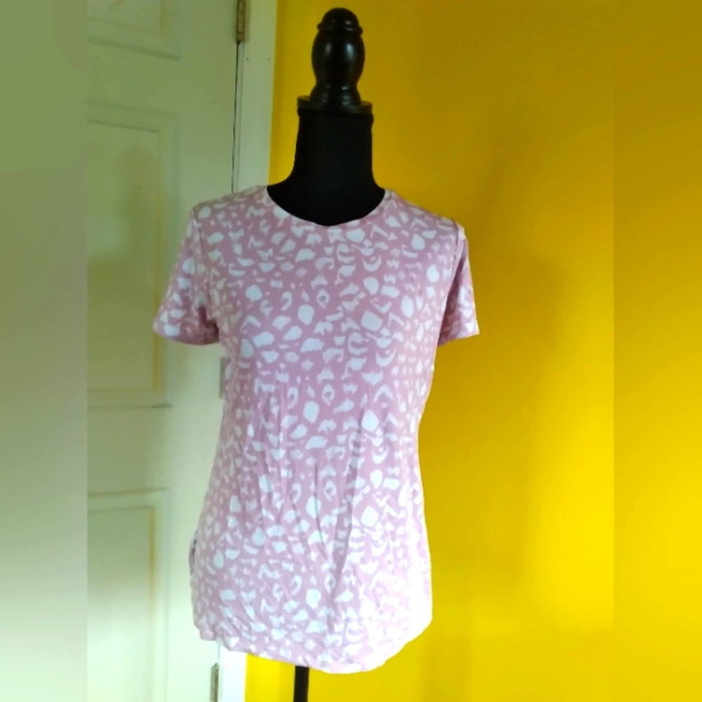 Ellen Tracy HiLo Tunic Tee MEDIUM- Blush Leopard